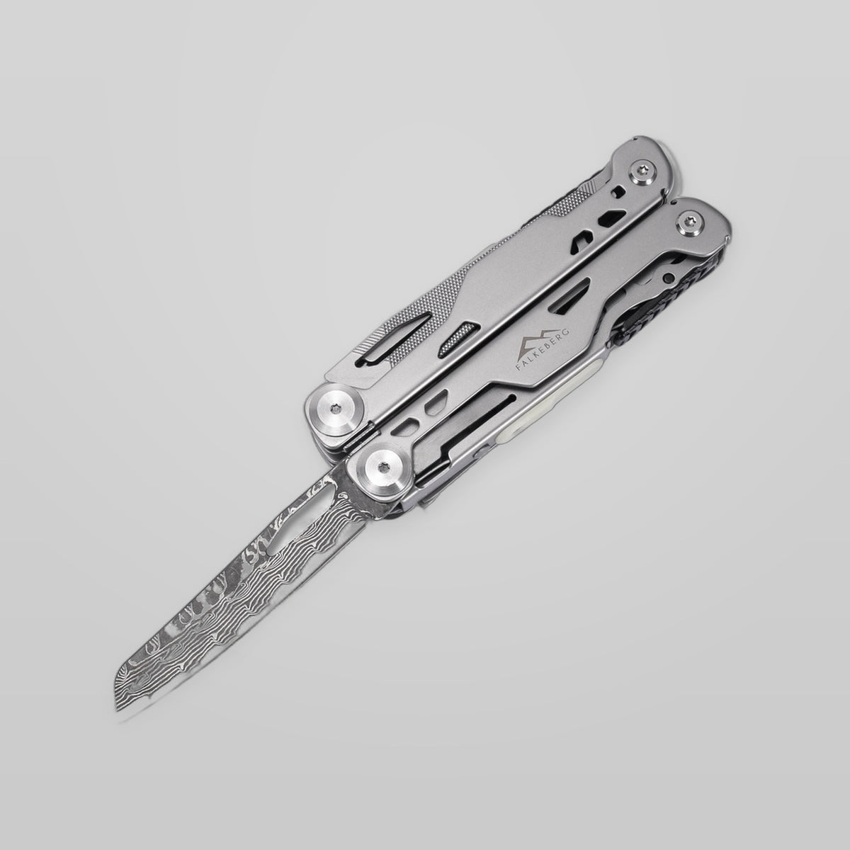 Knivbladet i damaskusstål på Falkeberg multitool